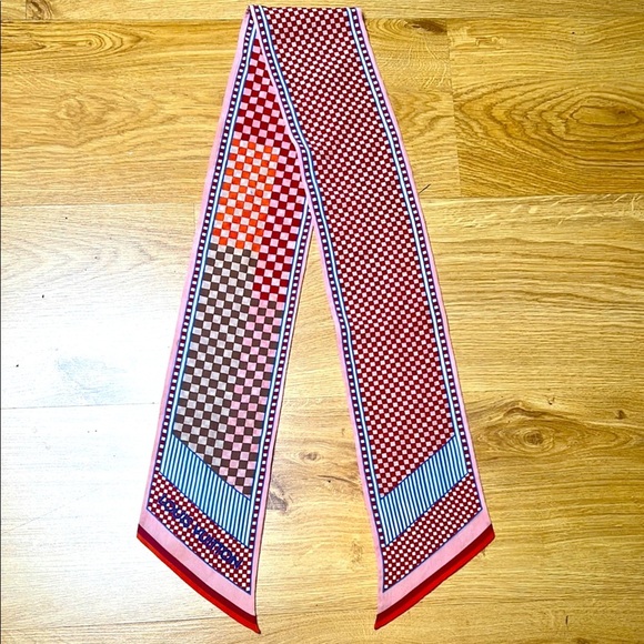 Louis Vuitton 48” x 4.25” Silk Damier Aquarelle Bandeau Piment Twilly Scarf - Picture 1 of 5